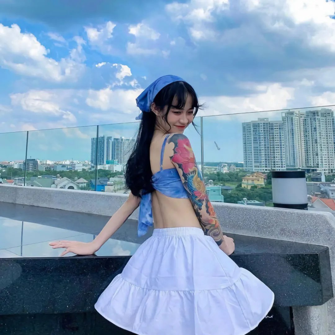 遮云 海报